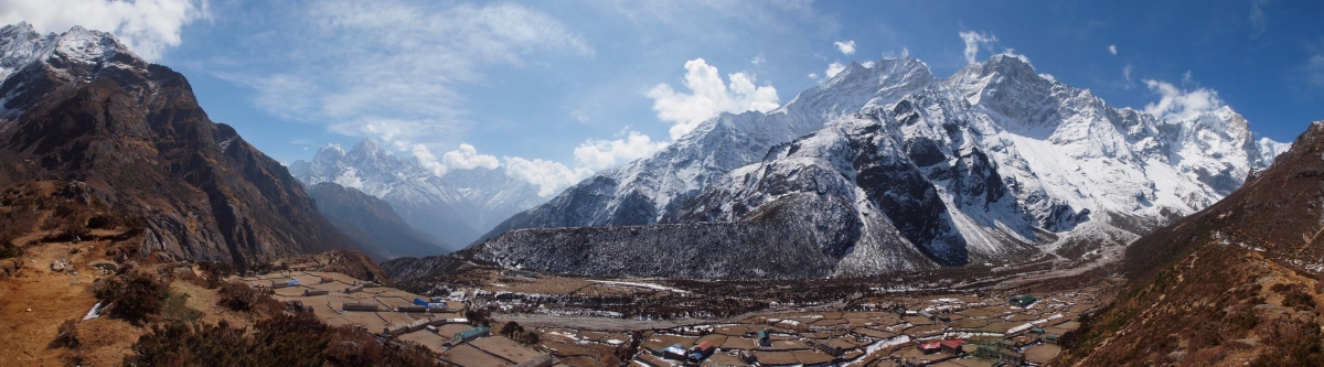 1003 Nepal_Panorama2s (simonsimages)  [flickr.com]  CC BY 
License Information available under 'Proof of Image Sources'