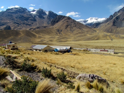 129 Abra La Raya Altiplano Peru 2949 (bobistraveling)  [flickr.com]  CC BY 
License Information available under 'Proof of Image Sources'