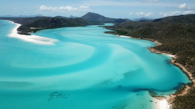 Luftaufnahme Whitehaven Beach vom Hill Inlet (Daniel Lorig)  Copyright 
License Information available under 'Proof of Image Sources'