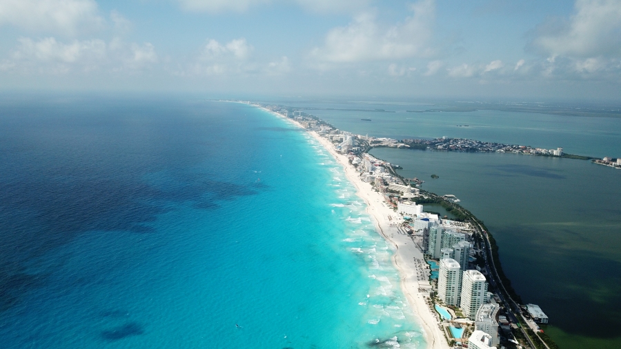 Cancun Climate Chart