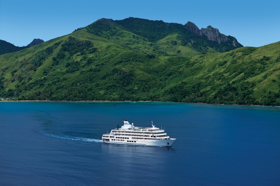 south pacific cruise weather