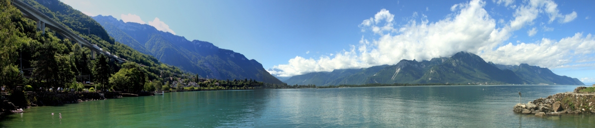 Château de Chillon - Switzerland - July 2012 (Cristian Bortes)  [flickr.com]  CC BY 
License Information available under 'Proof of Image Sources'