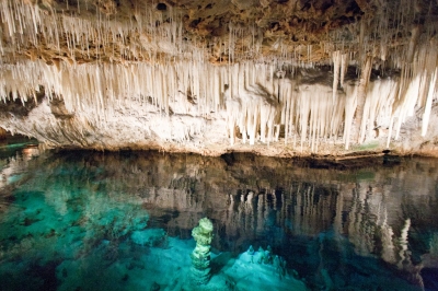 Crystal cave (Andrew Malone)  [flickr.com]  CC BY 
License Information available under 'Proof of Image Sources'