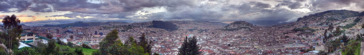 el ventanal afternoon, Quito Ecuador - panorama (stephen velasco)  [flickr.com]  CC BY-ND 
License Information available under 'Proof of Image Sources'