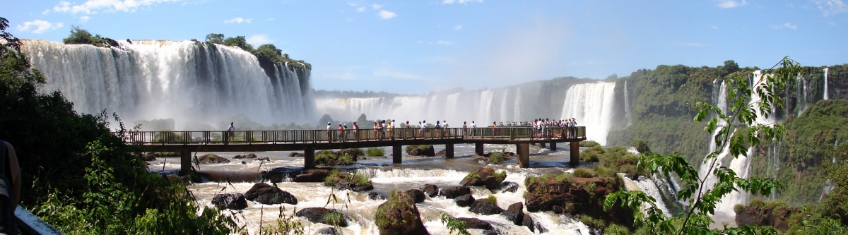 Iguazú - Lado brasileño (Guerretto)  [flickr.com]  CC BY 
License Information available under 'Proof of Image Sources'