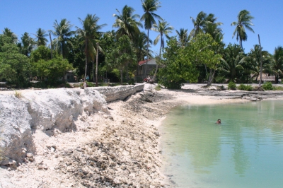 Kiribati 2009. Photo: Jodie Gatfield, AusAID (Department of Foreign Affairs and Trade)  [flickr.com]  CC BY 
License Information available under 'Proof of Image Sources'