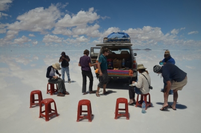 Lunch time on the salt flats (James Harris)  [flickr.com]  CC BY 
License Information available under 'Proof of Image Sources'