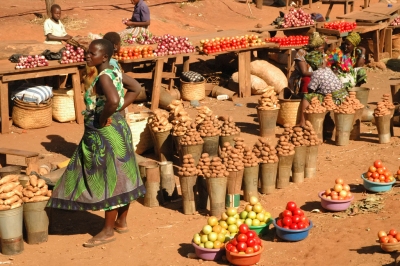 Market day (Christiane Birr)  [flickr.com]  CC BY-SA 
License Information available under 'Proof of Image Sources'