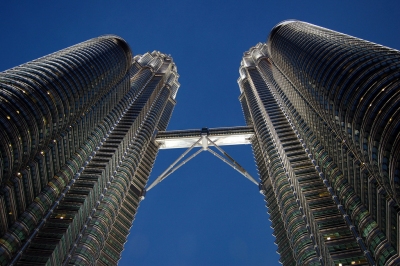 Petronas Twin Towers (Shubert Ciencia)  [flickr.com]  CC BY 
License Information available under 'Proof of Image Sources'