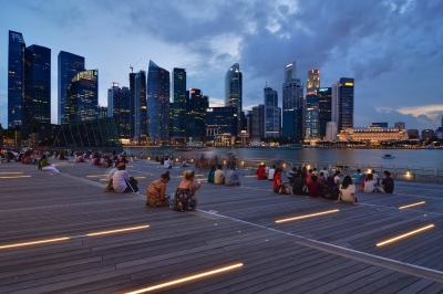 Singapore, Marina Bay, late afternoon (Nicolas Lannuzel)  [flickr.com]  CC BY-SA 
License Information available under 'Proof of Image Sources'