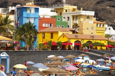 Strand von Puerto de Tazacorte, La Palma (Frerk Meyer)  [flickr.com]  CC BY-SA 
License Information available under 'Proof of Image Sources'