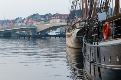 Tall ships in Copenhagen harbour (Thomas Rousing)  [flickr.com]  CC BY 
License Information available under 'Proof of Image Sources'