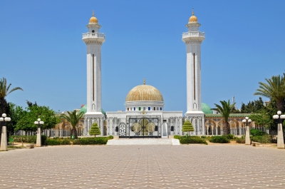 Tunisia-3210 - Mausoleum of Habib Bourguiba (Dennis Jarvis)  [flickr.com]  CC BY-SA 
License Information available under 'Proof of Image Sources'