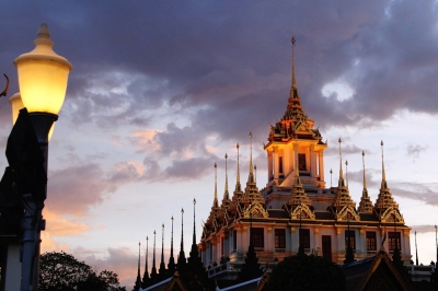 Wat Ratchanadda by sunset, Bangkok, Thailand (Bram van de Sande)  [flickr.com]  CC BY-SA 
License Information available under 'Proof of Image Sources'